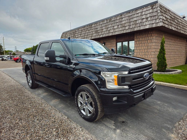 2018 Ford F-150 XLT 4WD SuperCrew 5.5' Box in Cars & Trucks in Chatham-Kent