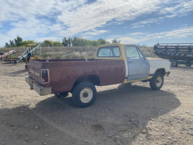 1981 Dodge D250 in Cars & Trucks in Edmonton - Image 3