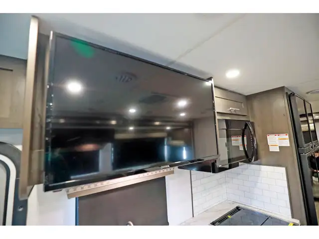 2024 Forest River Georgetown 3 Series 33B3 bunk bed 2024 Classe  in RVs & Motorhomes in Laval / North Shore - Image 23