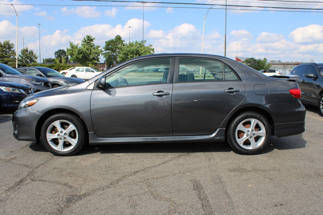 2011 Toyota Corolla in Cars & Trucks in Oakville / Halton Region - Image 4
