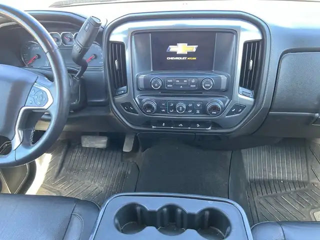 2018 Chevrolet Silverado 1500 4WD Crew Cab 143.5 LTZ w-1LZ in Cars & Trucks in Edmonton - Image 14