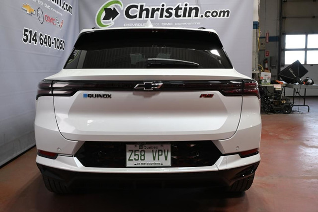 2025 Chevrolet Equinox EV 2RS-DEM A DISTANCE-BLANC PERLE in Cars & Trucks in City of Montréal - Image 4