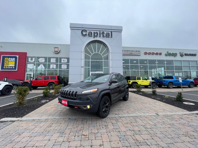 2015 Jeep Cherokee Trailhawk in Cars & Trucks in Ottawa - Image 2