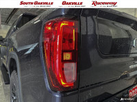 Gray Exterior, Black Interior, Clean CarFax, No Accidents, 10-Speed Automatic, 4WD, Cloth, 120-Volt... (image 7)