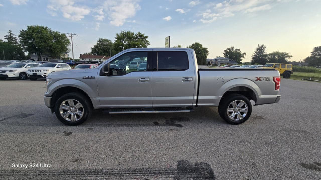 2020 Ford F-150 XLT 4WD SuperCrew 5.5' Box in Cars & Trucks in London - Image 2