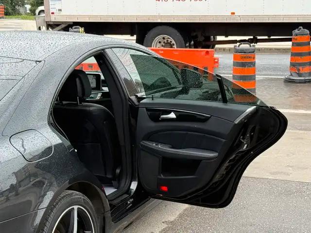 2017 Mercedes-Benz CLS-Class 550 //AMG SPORT | HARMAN KARDON | S dans Autos et camions dans Ville de Toronto - Image 36