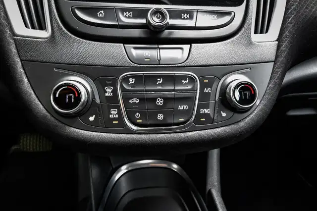 2022 Chevrolet Malibu LT • REMOTE START • LED LIGHTS • CP/AA in Cars & Trucks in Kingston - Image 25