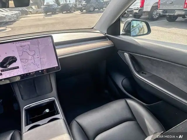 2021 Tesla Model Y in Cars & Trucks in Chilliwack - Image 12