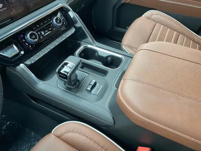 2025 GMC Sierra 1500 Crew Cab Denali Ultimate in Cars & Trucks in Edmonton - Image 25