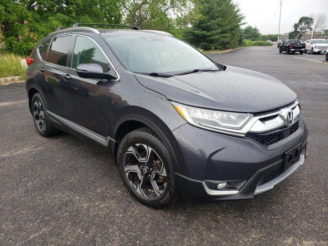 2018 Honda CR-V Touring AWD in Cars & Trucks in Hamilton - Image 2