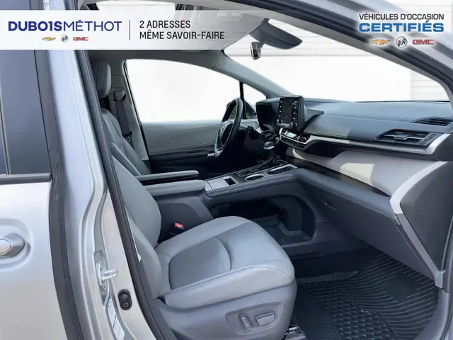 2021 Toyota Sienna XLE AWD, 2.5L, MINI-VAN, 7 PASSAGERS !!! RARE in Cars & Trucks in Victoriaville - Image 21