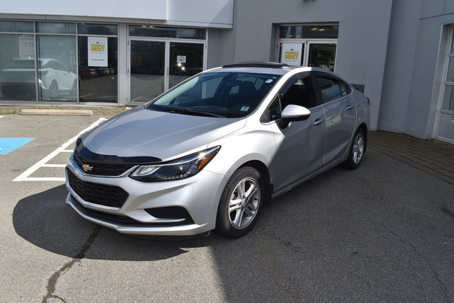2017 Chevrolet Cruze LT in Cars & Trucks in City of Halifax