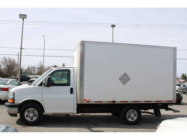 2019 Chevrolet Express Commercial Cutaway 3500 Van 139 , boite 1 in Cars & Trucks in Longueuil / South Shore - Image 2