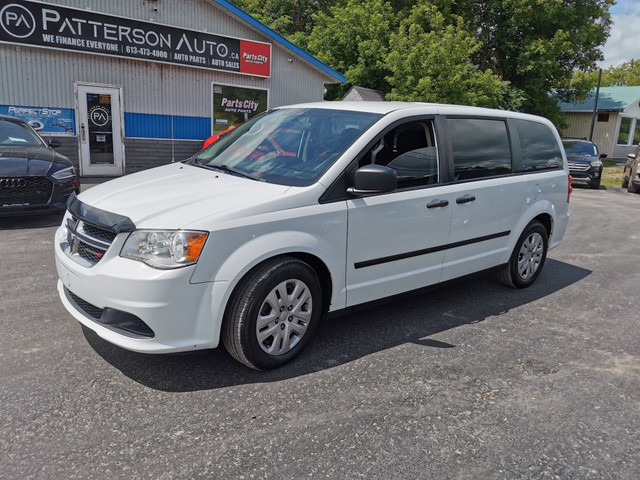 2016 Dodge Grand Caravan SE in Cars & Trucks in Belleville