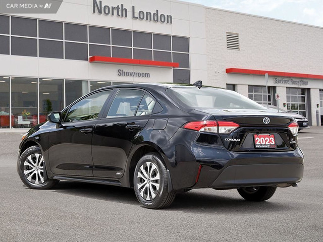2023 Toyota Corolla Hybrid LE ONE OWNER - FUEL EFFIECENT HYBR... in Cars & Trucks in London - Image 4