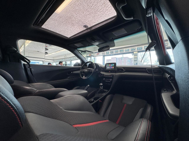 2019 Hyundai Veloster Turbo+New Tires+Wheels+Roof+BSM+CLEAN CARF in Cars & Trucks in London - Image 3