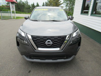 One owner, clean Carfax, two sets of keys, power windows, power door locks, power mirrors, climate c... (image 2)