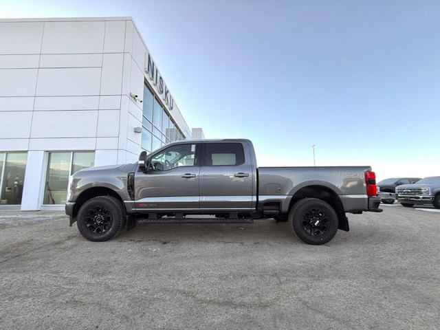 2024 Ford Super Duty F-350 SRW LARIAT 4WD CREW CAB 160 WB in Cars & Trucks in Edmonton - Image 4