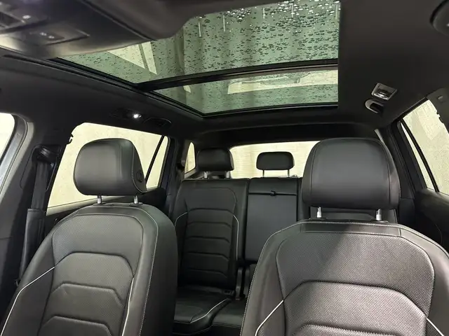 2022 Volkswagen Tiguan Highline R-Line AWD - NAV, Memory Seat, B in Cars & Trucks in Strathcona County - Image 21