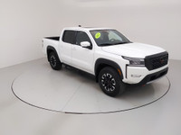 2022 Nissan Frontier PRO-4X Crew Cab Rugged Capability Meets Modern Comfort Overview: Conquer any te... (image 6)