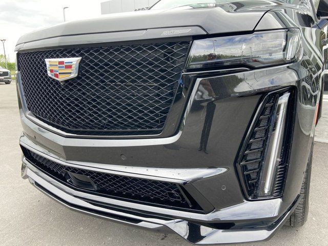2024 Cadillac Escalade V V-Sport in Cars & Trucks in Calgary - Image 3