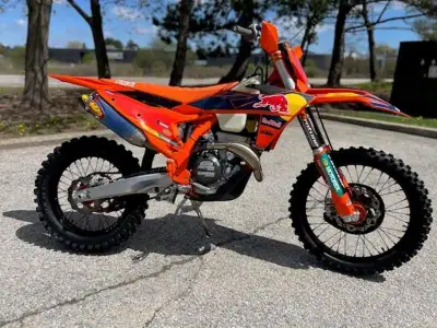 Just in... 2024 KTM 350 XC-F Factory Edition! This Factory Edition has been impeccably maintained an...