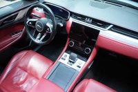 Apple CarPlay, Android Auto, Auto Leveling Headlights, Cross Traffic Alert, Lane Keep Assist, Rear P... (image 2)