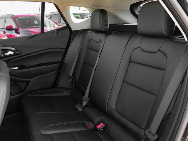 2025 Chevrolet Trax ACTIV in Cars & Trucks in Edmonton - Image 30