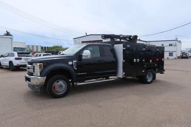 2018 Ford F-550 XLT EXTENDED CAB SERVICE TRUCK in Cars & Trucks in Edmonton - Image 2