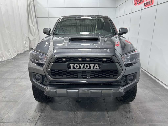 2023 Toyota Tacoma DOUBLE CAB TRD SPORT - BOITE LONGUE - NAVIGAT in Cars & Trucks in Québec City - Image 2