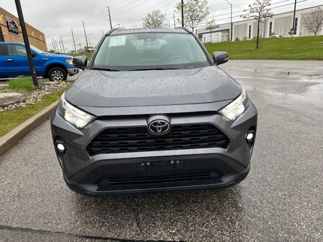 2023 Toyota RAV4 XLE AWD 1 Owner Sunroof Leather Navigation in Cars & Trucks in Mississauga / Peel Region - Image 3
