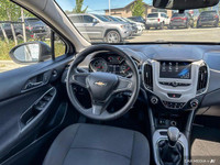 KBB.com 10 Most Awarded Brands. This Chevrolet Cruze boasts a Turbocharged Gas I4 1.4L/ engine power... (image 8)