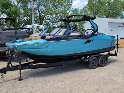 The new Centurion Fe22 produces the world’s best waves, wakes and ride and has been fearlessly evolv...