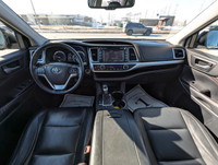 Come finance this vehicle with us. Apply on our website stonebridgeauto.com 2015 Toyota Highlander X... (image 7)