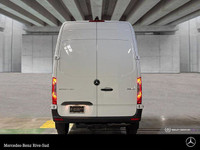 Mercedes-Benz Rive-Sud, la destination Mercedes-Benz par excellence. Bienvenue en première classe. D... (image 3)