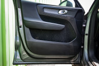 Heated Seats, Apple CarPlay, Android Auto, Lane Keep Assist, Lane Departure Warning! 6 LOCATIONS KIN... (image 9)