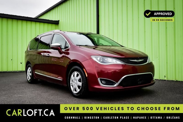 2017 Chrysler Pacifica Limited - Navigation - Leather Seats in Cars & Trucks in Ottawa