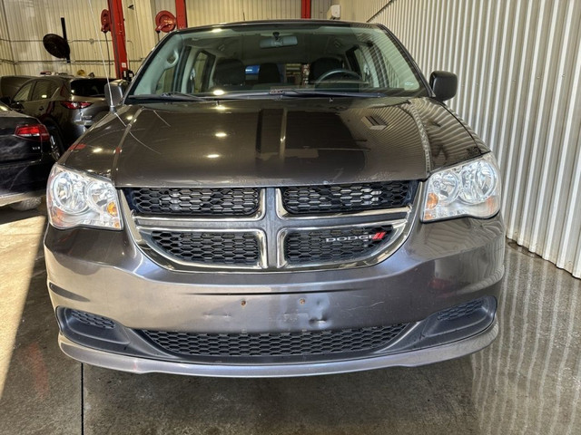 2017 Dodge Grand Caravan Auto AC 7 Pass in Cars & Trucks in Gatineau - Image 3