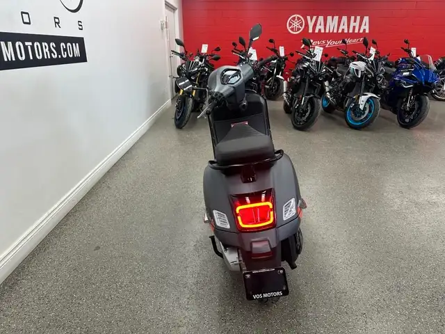 2025 Vespa GTS 310 Supersport MY 25 - V6602NP - -Financing Avail in Scooters & Pocket Bikes in Markham / York Region - Image 6