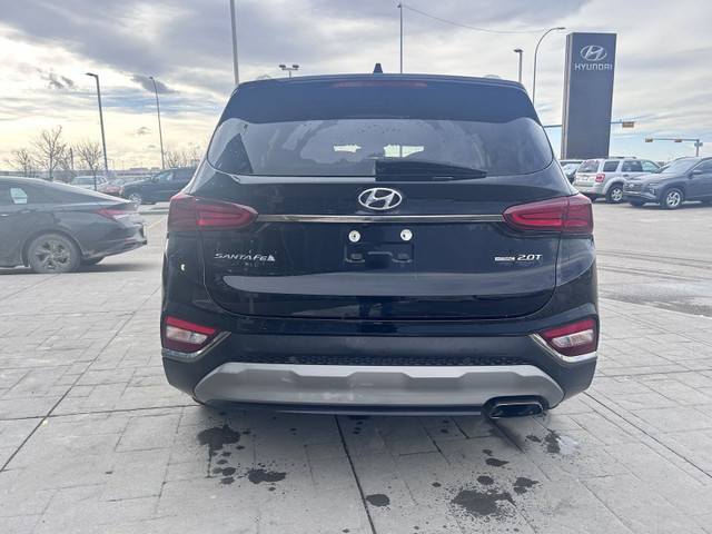 2019 Hyundai Santa Fe in Cars & Trucks in Calgary - Image 3