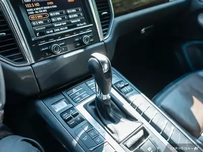 2015 Porsche Macan AWD 4dr S, View more