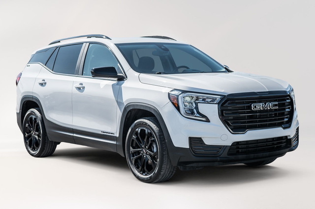 2022 GMC Terrain SLE Awd / Carplay et Android / Sieges Chauffant in Cars & Trucks in City of Montréal - Image 4