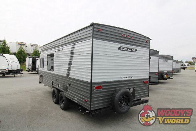 2026 SUNSET PARK RV SUN LITE 21DBLTD in Travel Trailers & Campers in Abbotsford - Image 4