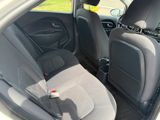 2014 Kia Rio KIA Rio -HATCHBACK - 4 Doors in Cars & Trucks in Oakville / Halton Region - Image 4