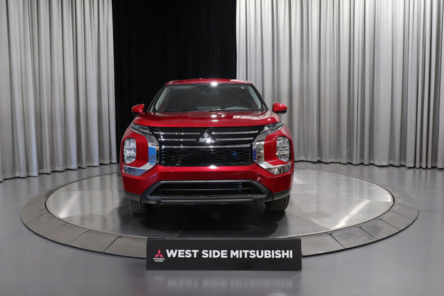 2025 Mitsubishi Outlander ES in Cars & Trucks in Edmonton - Image 2