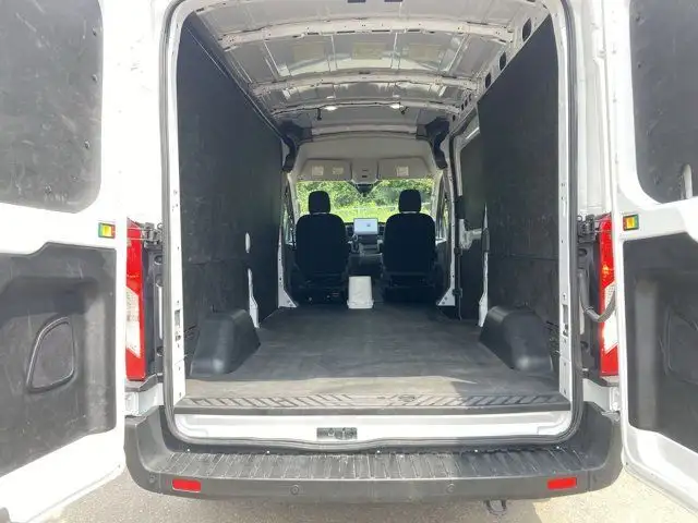 2023 Ford Transit Cargo Van T250 in Cars & Trucks in Hamilton - Image 17