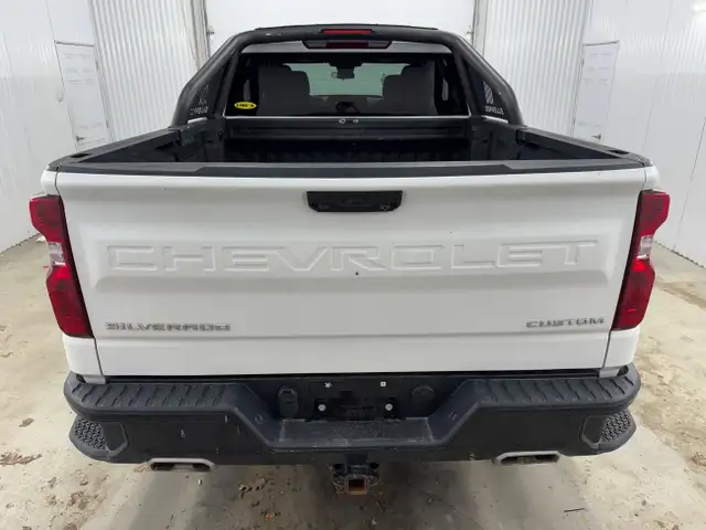 2022 Chevrolet Silverado 1500 Custom Trail Boss Z71 4x4 V8 5.3L63417672625153124