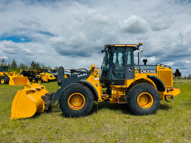 2015 DEERE 544K in Heavy Equipment in Calgary - Image 2
