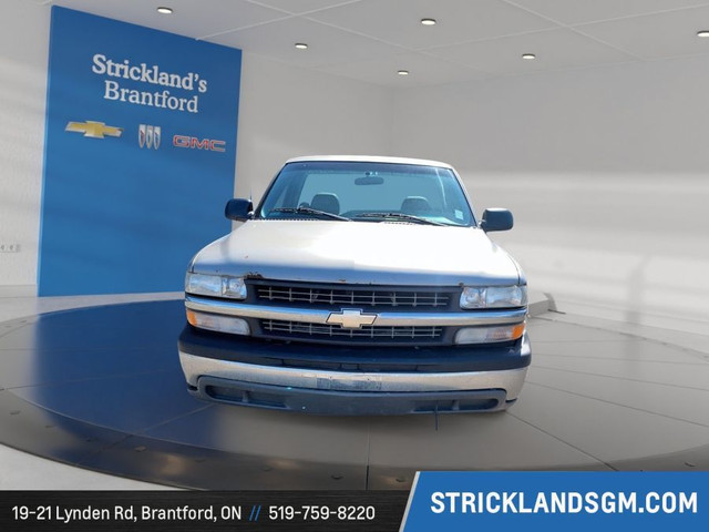 2000 CHEVROLET LIGHT DUTY LIGHT DUTY REG CAB in Cars & Trucks in Stratford - Image 3