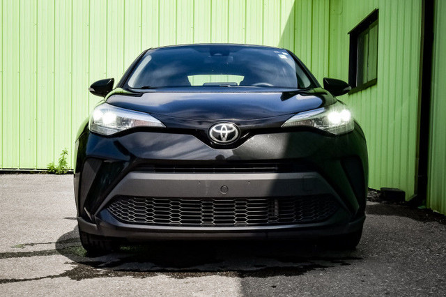 2021 Toyota C-HR LE • CP/AA • REAR CAM • LANE KEEP ASSIST in Cars & Trucks in Cornwall - Image 4